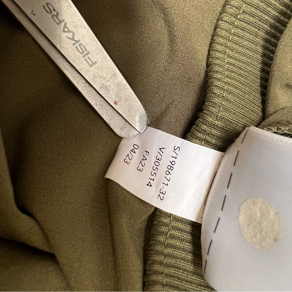 Athleta BROOKLYN MID RISE ANKLE PANT Green WomenSize 2 . - Picture 12 of 13